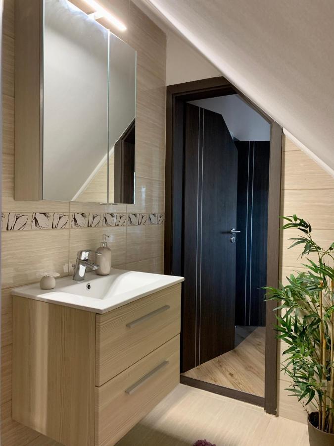 Szekely Apartmanhaz Siofok Luaran gambar